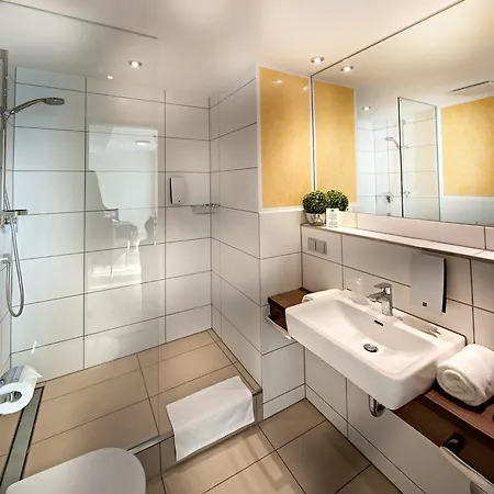 Guesthouse Mannheim Apart Otel 4*